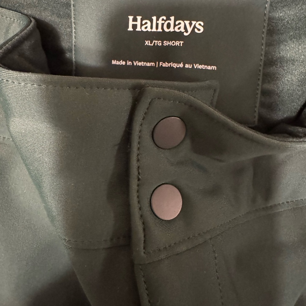 Like New Halfdays Emma Pants in XL Short